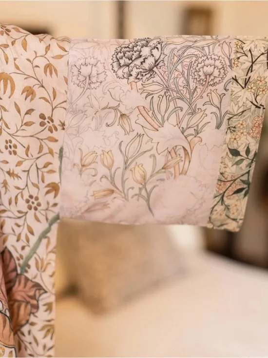 Market of Stars Folklore Opera Floral Botanical Print Kimono Robe with Tie Waist - Picture 5 of 8